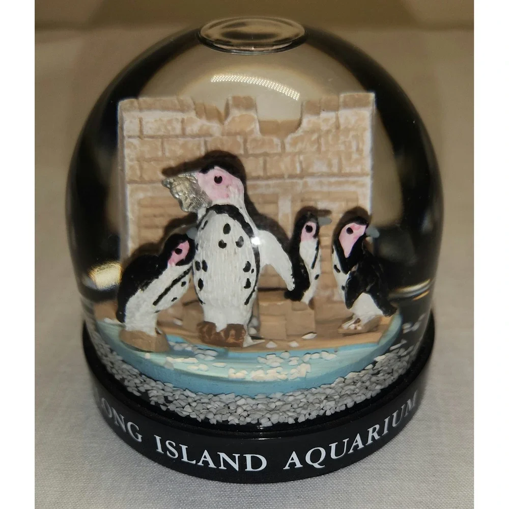 Mini Snow Globe Penquins Long Island Aquarium